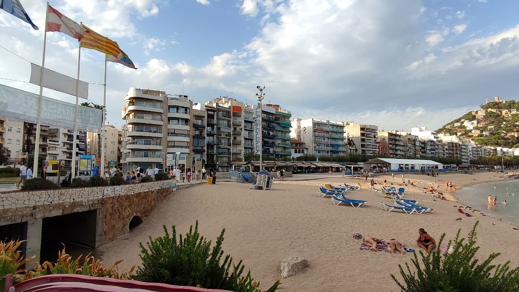 Platja de Blanes — центральный городской пляж