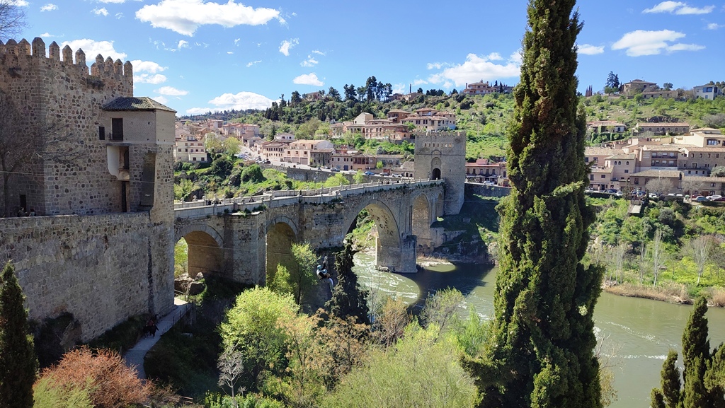 Мост Святого Мартина - Puente de San Martín
