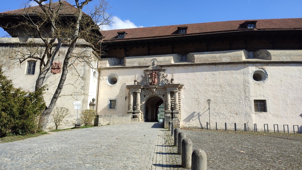 Крепость Мариенберг (Festung Marienberg